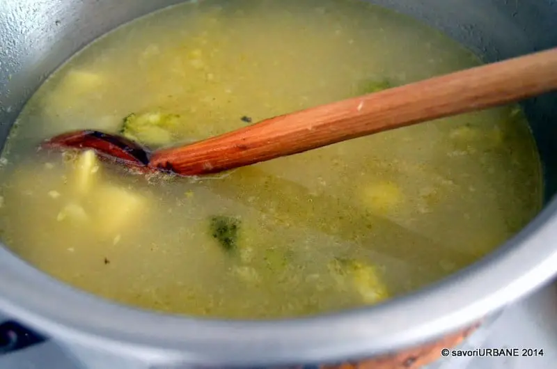 Supa crema de cartofi cu broccoli (4)