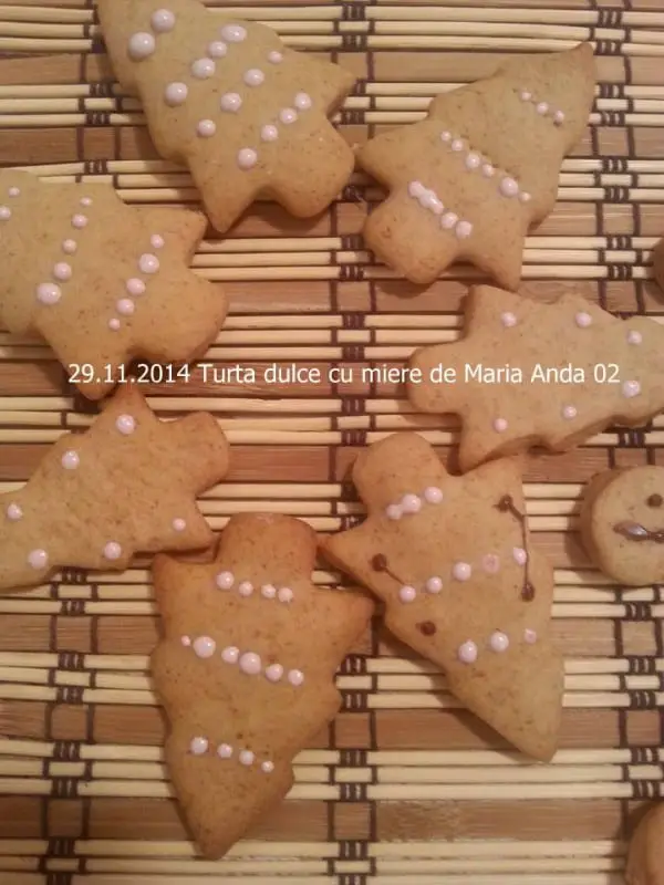 29.11.2014 Turta dulce cu miere Maria Anda 02