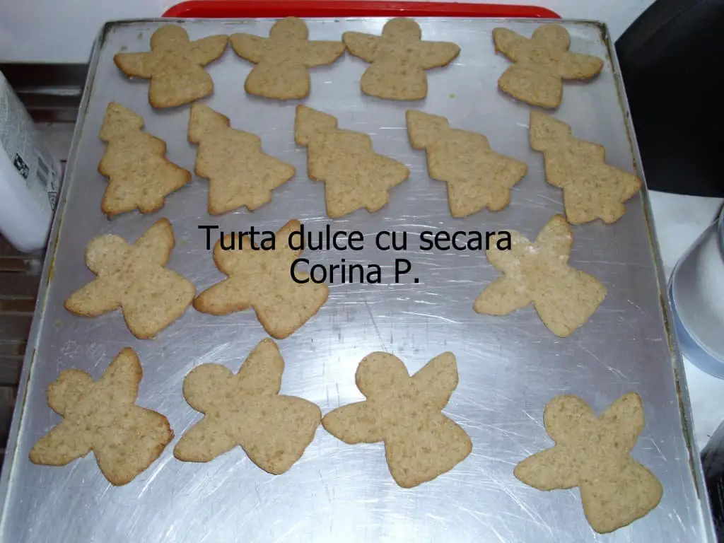 17.12.2014 Turta dulce cu secara Corina P 2