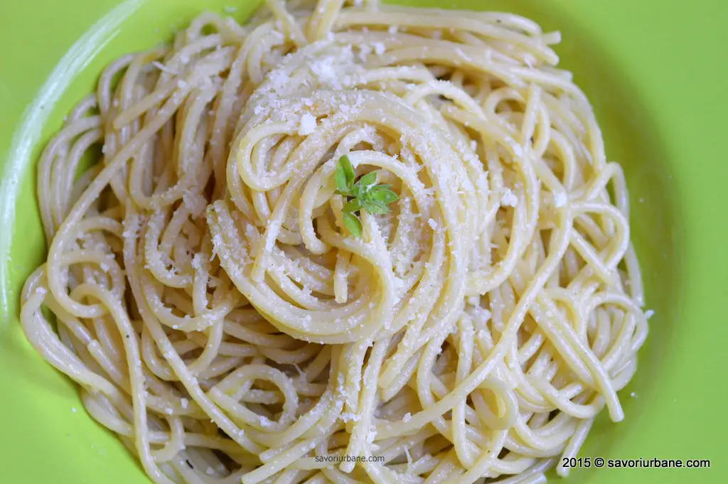 Spaghetti-aglio-olio-e-peperoncino (12)