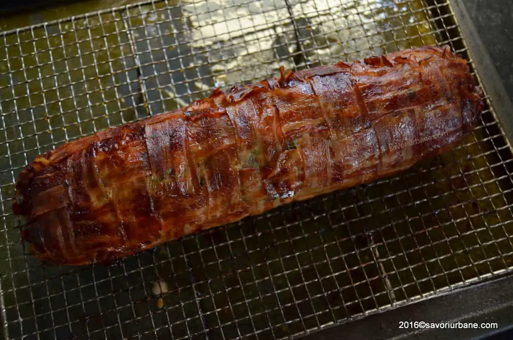 cum se coace rulada de carne tocata in bacon (2)
