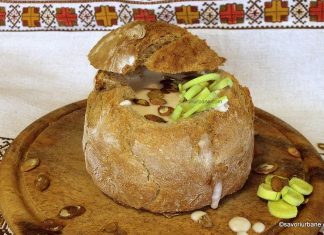 Paine de secara cu seminte reteta de castroane din paine pentru supa, ciorba sau tocanita Paine de secara cu seminte reteta de castroane din paine pentru supa, ciorba sau tocanita savori urbane