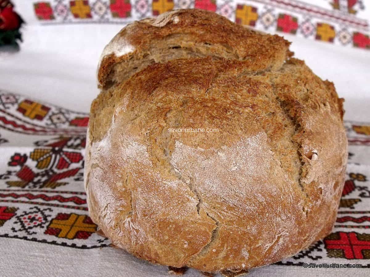 reteta paine de secara ce poate fi scobita pentru castron de servire