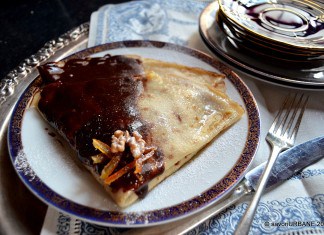 Clatite Gundel cu nuca si ciocolata