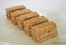 Prajitura cu foi cu miere si nuca umplute cu crema de smantana – Prajitura Reka + VIDEO