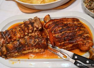 Friptura de purcel la cuptor cu cartofi gratin dauphinois si sote de ciuperci