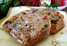 Chec cu fructe uscate, confiate si nuci reteta de chec festiv