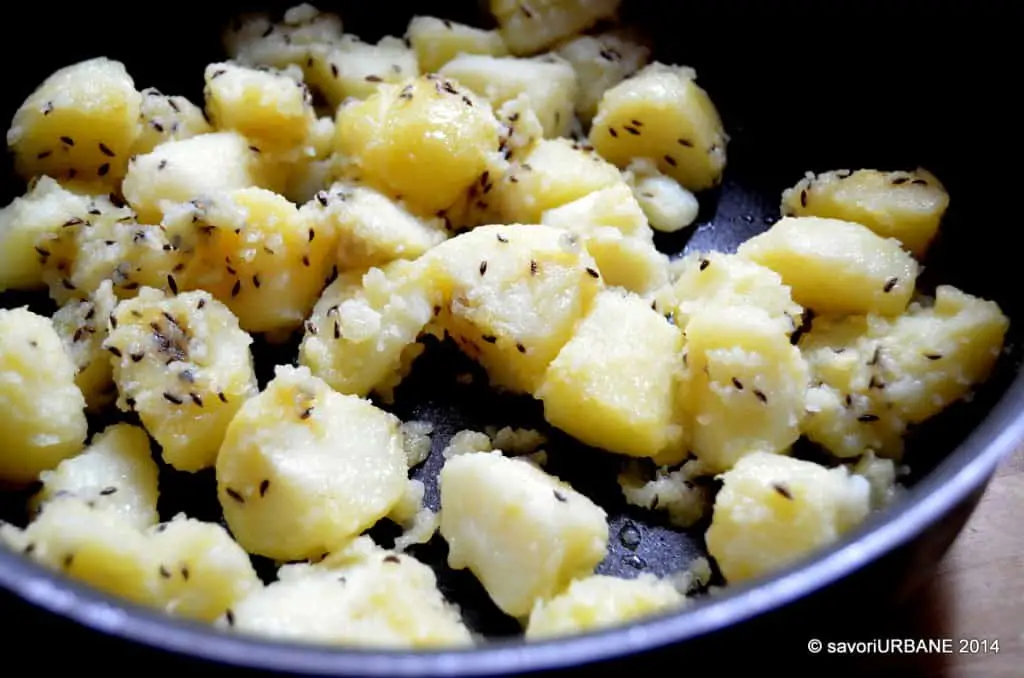 Salata calda de cartofi cu ceapa (5)