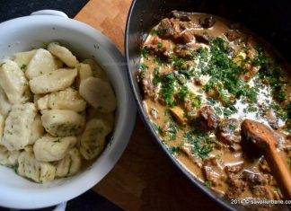 Vita cu sos de mustar si smantana