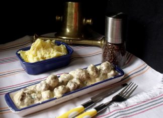 Chiftele in sos de branza reteta de chiftelute cu sos cremos quattro formaggi