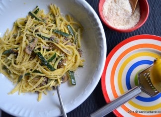 Paste cu dovlecei, ciuperci si smantana