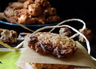 Biscuiti de ovaz cu merisoare si ciocolata alba