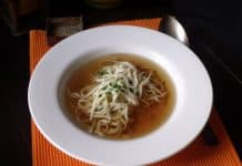 Supa clara din oase de vita