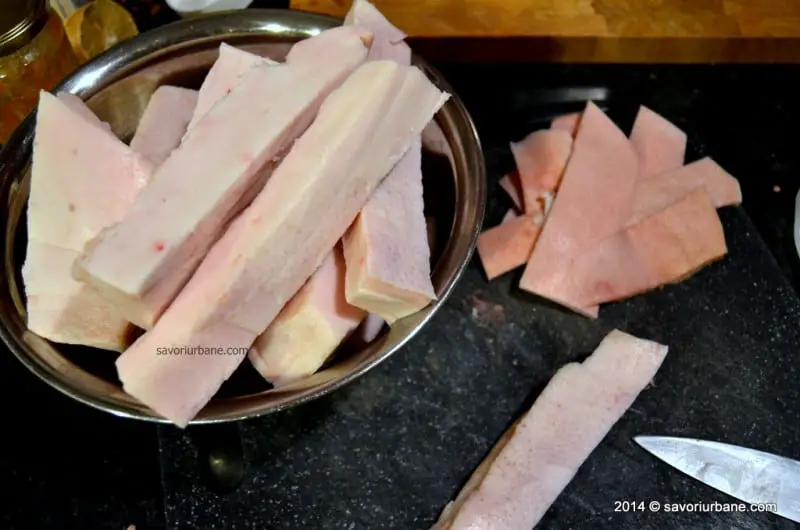 cum se taie slanina pentru jumari