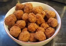 Chiftele simple reteta mamei mele + VIDEO cum se fac chiftele simple in pesmet