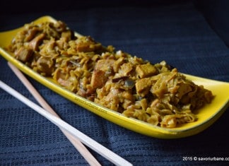 Curry de pui cu wok noodles in stil malaezian