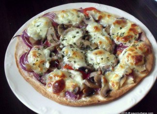 Lipie cu legume si mozzarella Dieta Rina – pizza dietetica