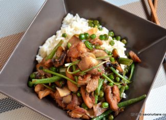 Stir fry de pui cu legume la wok în stil chinezesc (asiatic) Pui cu mazare si fasole verde stir fry savori urbane (1)