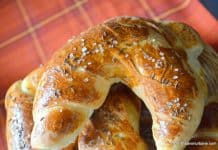 Cornuri simple de casa – cu sare cornuri simple cu sare