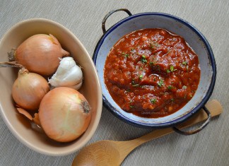 Sos de rosii pentru pizza sau pentru paste