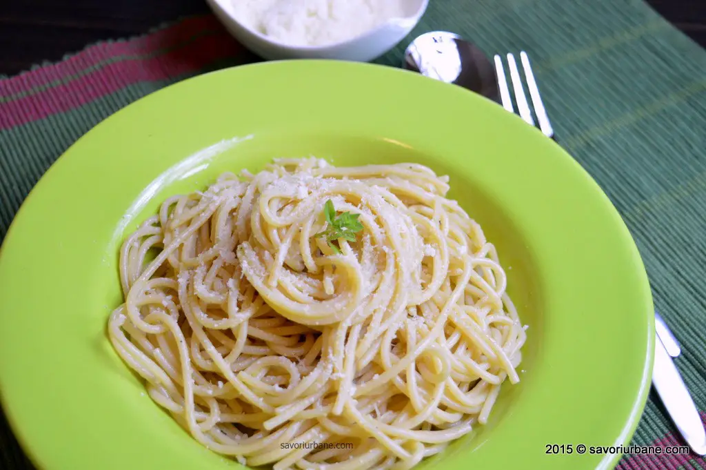Spaghetti-aglio-olio-e-peperoncino (10)