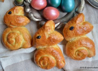 Iepurasi din aluat de chifle