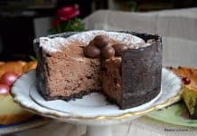 Cheesecake cu ciocolata, nuci si alune sau pasca cu ciocolata pasca cu ciocolata