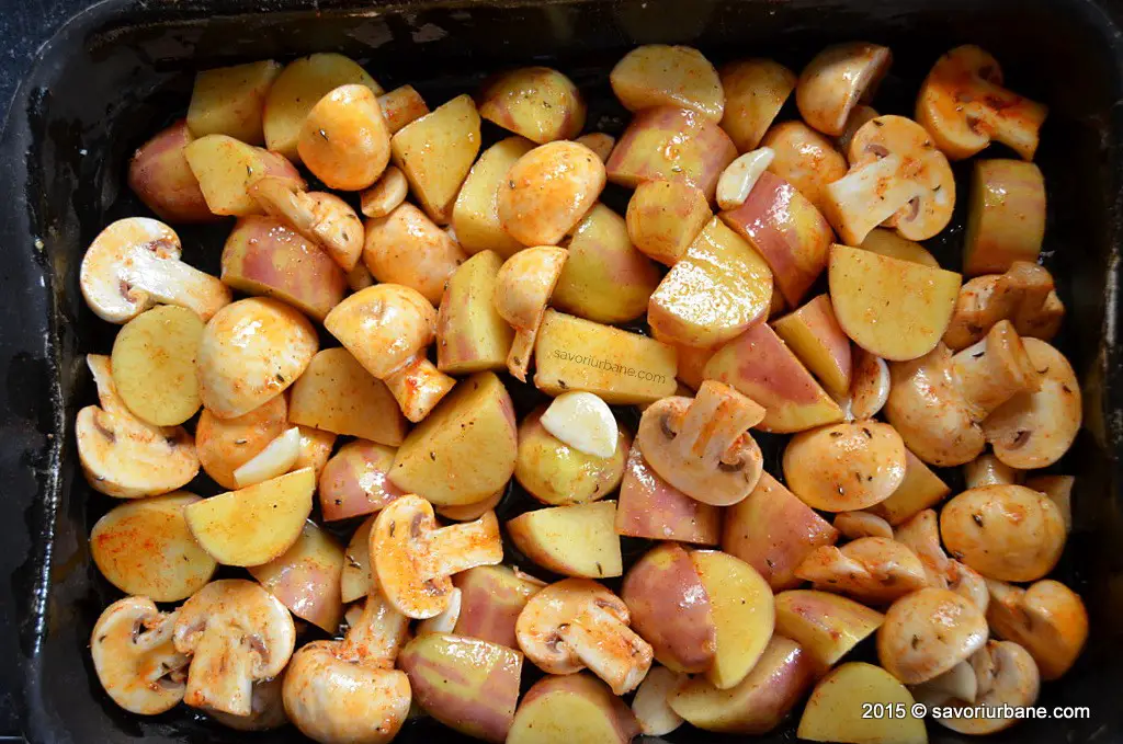 Cartofi noi la cuptor cu ciuperci Savori Urbane (8)