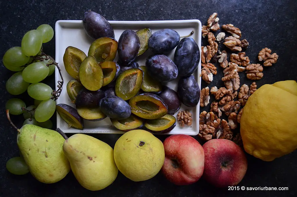 Pregatire fructe pentru pandispan cu fructe Savori Urbane (1)
