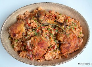 Pilaf de orez cu carne de pui si legume – rumenit la cuptor Pilaf de orez cu carne de pui si legume - rumenit la cuptor reteta savori urbane