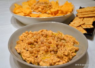 Crema de naut cu iaurt grecesc si usturoi – hummus, pasta aperitiv Crema de naut cu iaurt grecesc si usturoi - pasta aperitiv reteta savori urbane