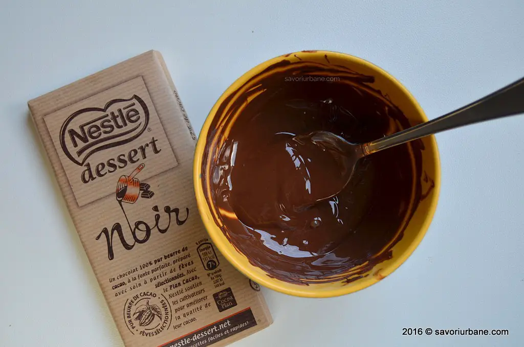 Ciocolata Nestle Dessert Noir