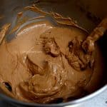 Crema de ciocolata pentru tort – reteta rapida fara oua