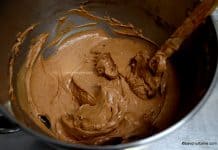 Crema de ciocolata pentru tort – reteta rapida fara oua Crema de ciocolata pentru tort - reteta rapida fara oua kugler savori urbane