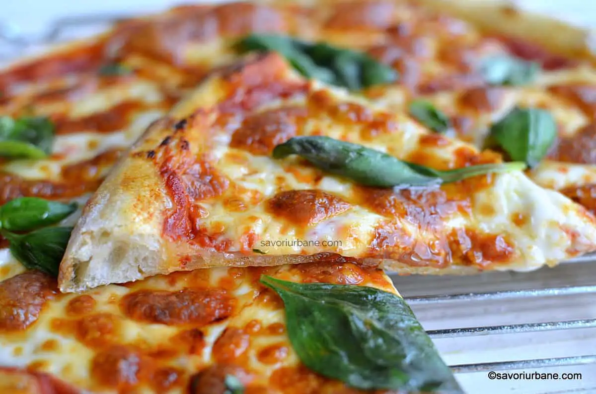 felie de pizza margherita facuta acasa reteta savori urbane aluat gennaro contaldo