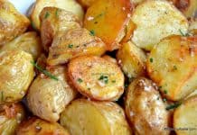 Cartofi noi la cuptor – aurii si gustosi – reteta de cartofi prajiti la cuptor Cartofi noi la cuptor - aurii si gustosi reteta de cartofi prajiti la cuptor