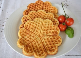 Vafe sarate cu cascaval – aperitiv