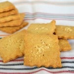 Biscuiti sarati cu parmezan – crackers de casa