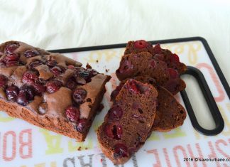 Chec cu visine si cacao