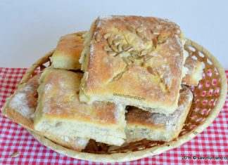 Chifle pufoase cu cartofi si seminte