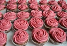 Crema de unt cu zmeura, capsuni sau fructe de padure reteta de buttercream cu fructe