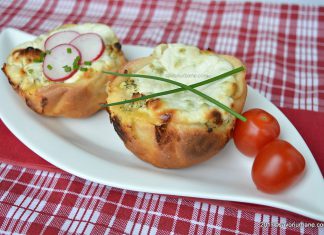 Briose aperitiv cu branza si usturoi Briose aperitiv cu branza si usturoi savori urbane