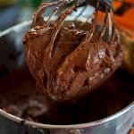 Crema de cacao cu unt pentru tort, prajituri, fursecuri – batuta pe abur