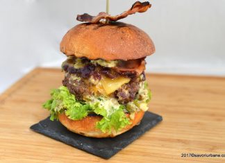Burger de vita cu branza reteta de cheeseburger de casa Burger de vita cu branza reteta de cheeseburger de casa savori urbane