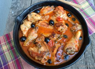 Mancare de pui cu masline si rosii reteta pas cu pas mancare de pui cu masline reteta pas cu pas savori urbane
