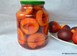 Compot de piersici jumatati reteta simpla Compot de piersici jumatati reteta simpla Savori Urbane