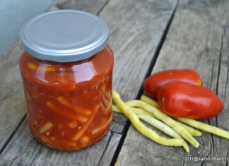 Fasole pastai in sos de rosii sau bulion la borcan pentru iarna Fasole pastai in sos de rosii la borcan Savori Urbane