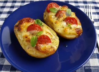 Cartofi umpluti in stil italian cu rosii si mozzarella – gratinati la cuptor Cartofi umpluti in stil italian cu rosii si mozzarella savori urbane