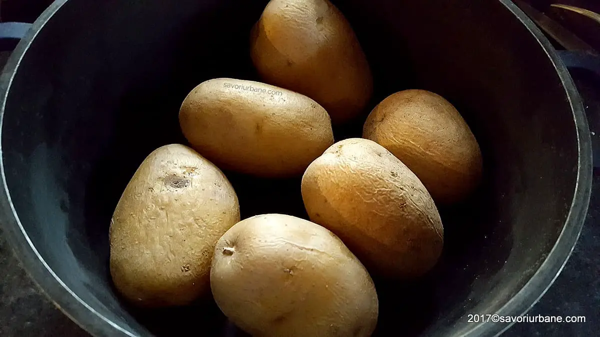 cartofi fierti in coaja pentru cartofi umpluti