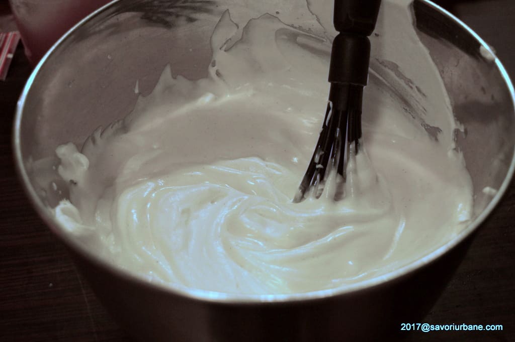 cum se face crema pentru prajitura kinder felie cu lapte (1)